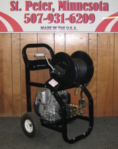 2000 PSI 3 GPM Gas Cold Cart With Reel - Black Honda Motor