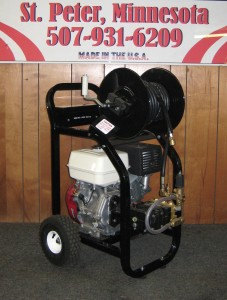 2000 PSI 4 GPM Gas Cold Cart With Reel
